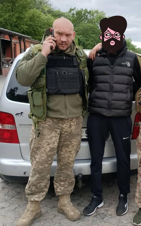 Новини Козятина - фото з «Дякую, що підставляєте армії своє плече». Назбирали гроші на санітарне авто для наших військових