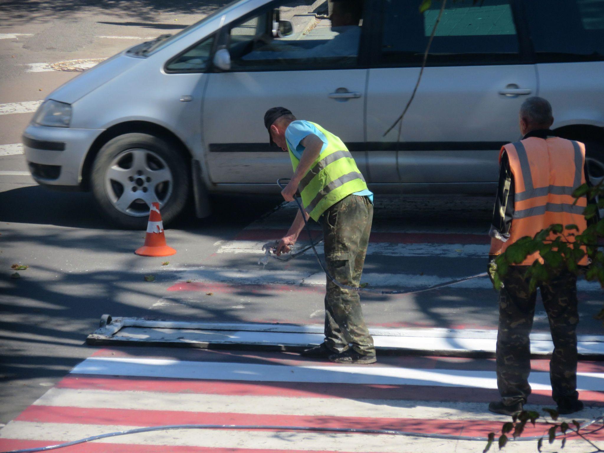 Новини Хмельницького - фото з У Хмельницькому оновлюють розмітку. Де завершили роботи та як виглядають вулиці