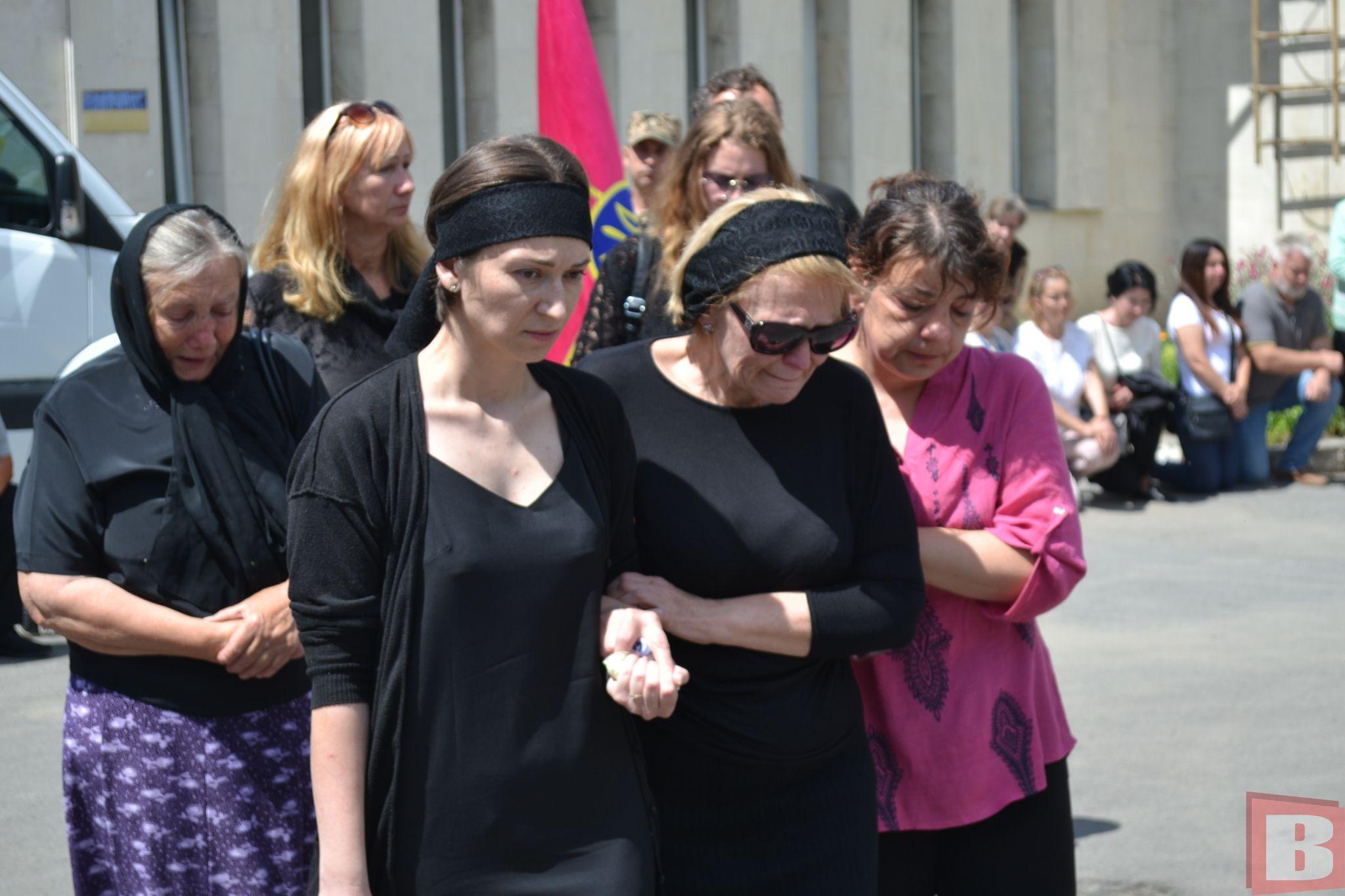 Новини Хмельницького - фото з У Хмельницькому попрощалися з загиблим військовим Віктором Марисюком (ФОТО)