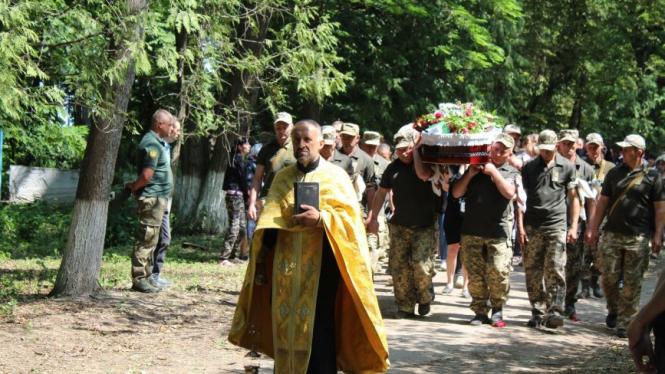 В останню путь провели 27-річного солдата, який загинув за нашу свободу