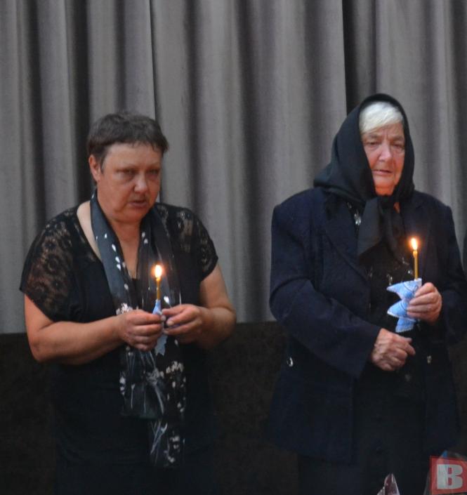 Новини Хмельницького - фото з Хмельницький попрощався з Василем Шевчуком. Без батька залишилось два сина