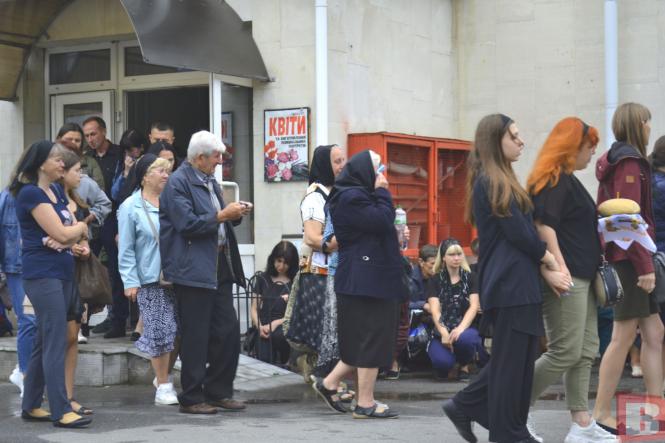 Новини Хмельницького - фото з Хмельницький попрощався з Василем Шевчуком. Без батька залишилось два сина