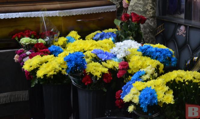 Новини Хмельницького - фото з Хмельницький попрощався з Василем Шевчуком. Без батька залишилось два сина