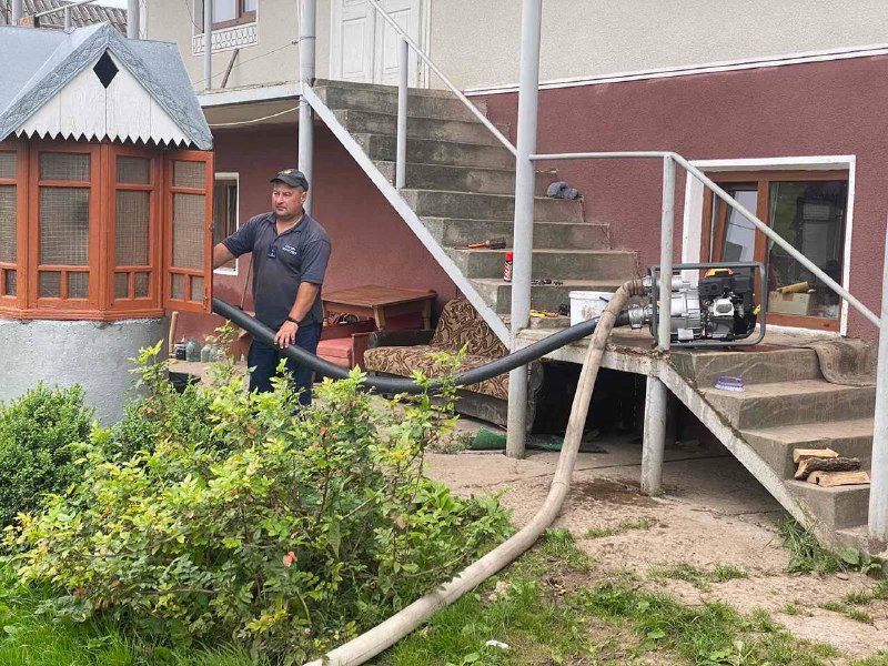 Новини Тернополя - фото з У селі на Тернопільщині дощі затопили криниці