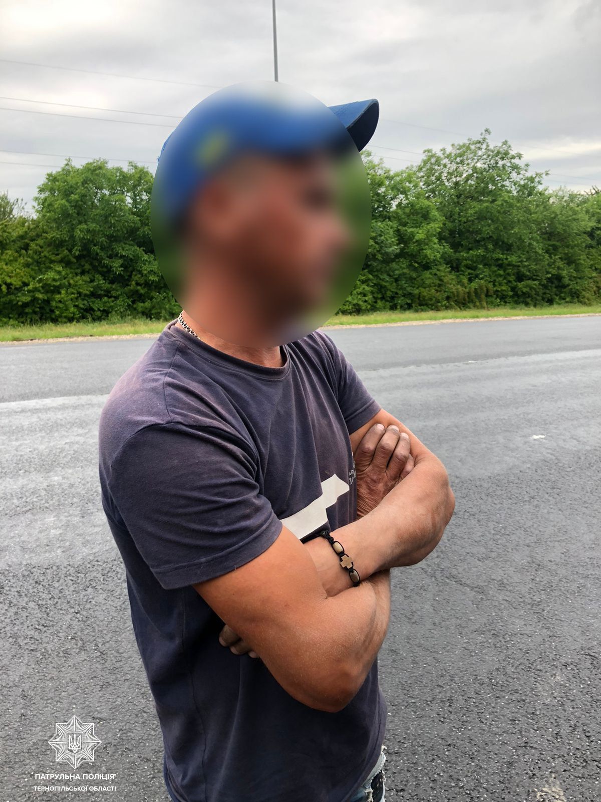 Новини Тернополя - фото з Ледь тримався на ногах: скільки показав Драгер у чоловіка, якого патрульні зупинили на Будного