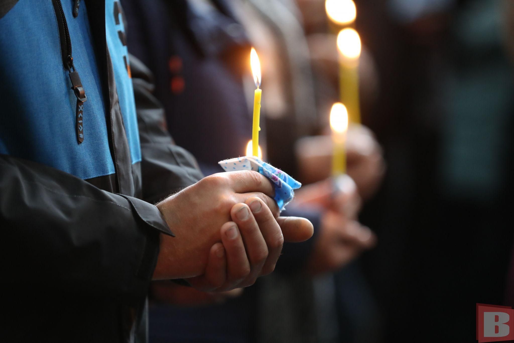 Новини Хмельницького - фото з «Був сміливим чоловіком»: хмельничани попрощалися з загиблим військовим Олександром Заборським (ФОТО)