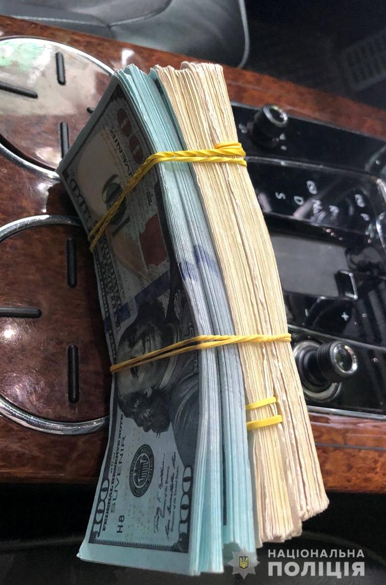 Новини Тернополя - фото з Як затримували валютників, що провертали афери на мільйон: тернопільська поліція повідомила подробиці