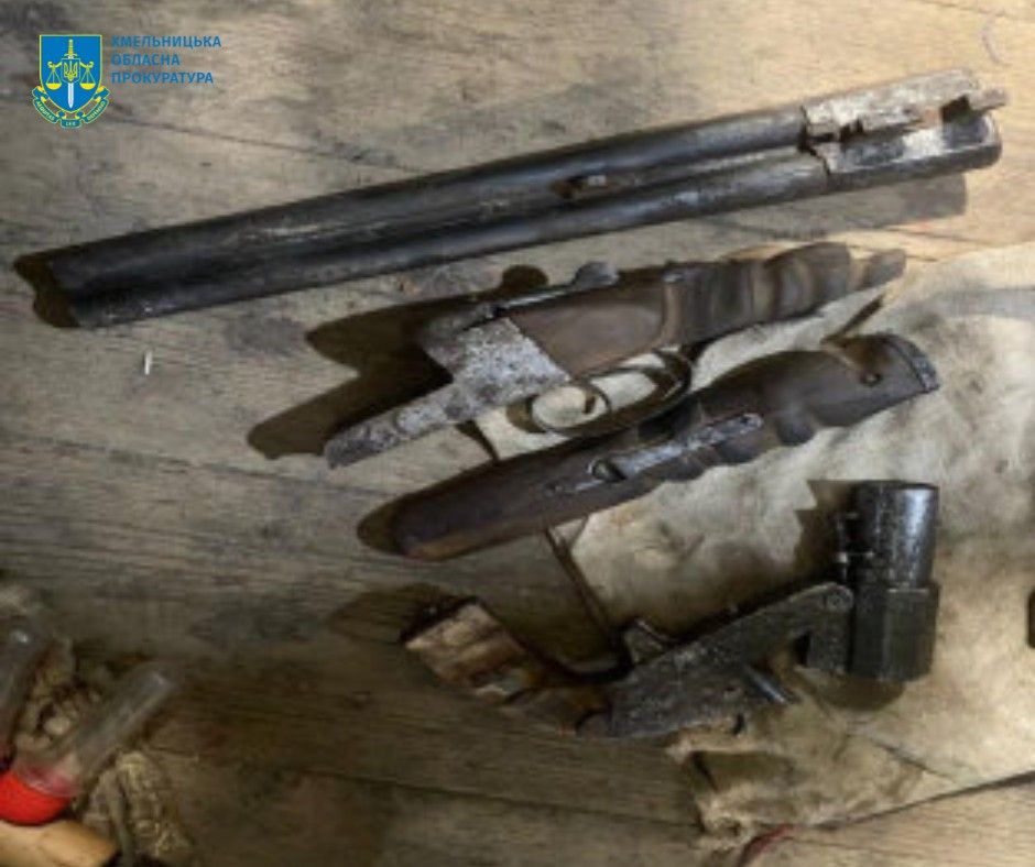 Новини Хмельницького - фото з У Хмельницькому в наркоторговців конфіскували коноплю, зброю та боєприпаси (ФОТО)