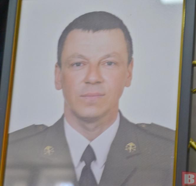 Новини Хмельницького - фото з “Великий шрам на серці військової частини”. Хмельницький попрощався із загиблими ракетниками