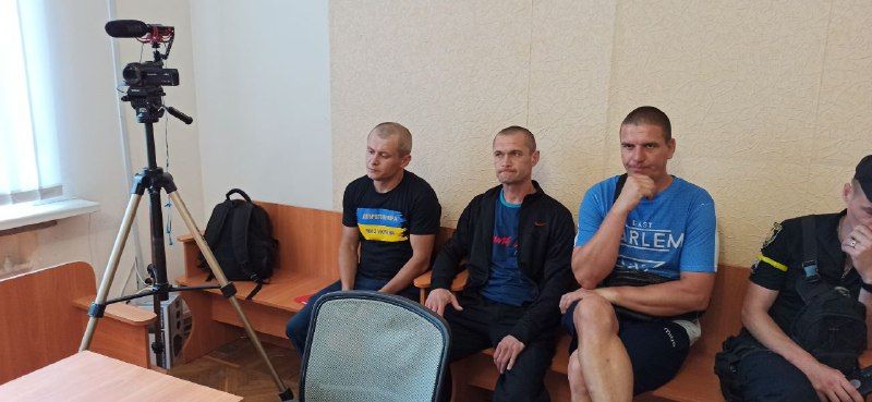 Новини Житомира - фото з Підозрюваного у вбивстві сімох людей Захаренка односельчани просять відпустити на поруки