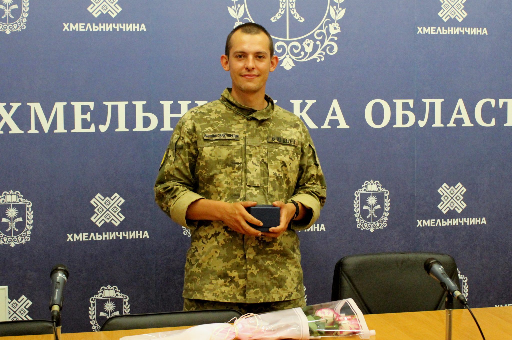 Новини Хмельницького - фото з Медиків з Хмельниччини нагородили державними відзнаками та орденом Святого Пантелеймона