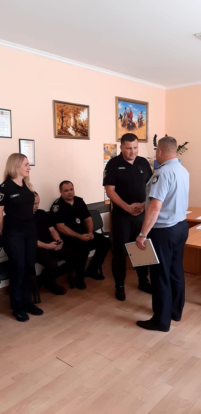 Новини Хмельницького - фото з На Шепетівщині нагородили старосту села, який допоміг розкрити подвійний злочин