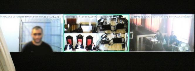 Новини Вінниці - фото з Порятунок коней, мільйон в шкарпетках та інше важливе за 29 червня у Вінниці Склала понад мільйон гривень у шкарпетки та віддала телефонному шахраю