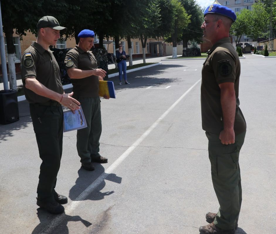 Новини Вінниці - фото з «Пишаюся кожним з вас, гвардійці!». Вінничани вітають з ювілеєм бійців військової частини 3008