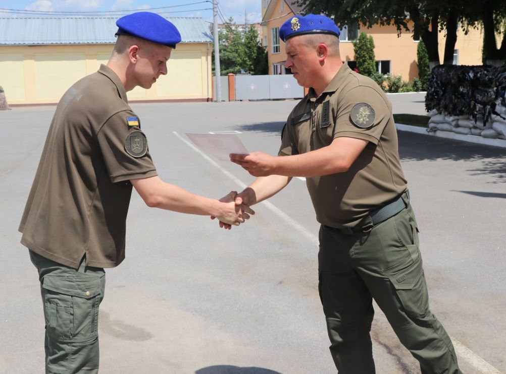 Новини Вінниці - фото з «Пишаюся кожним з вас, гвардійці!». Вінничани вітають з ювілеєм бійців військової частини 3008