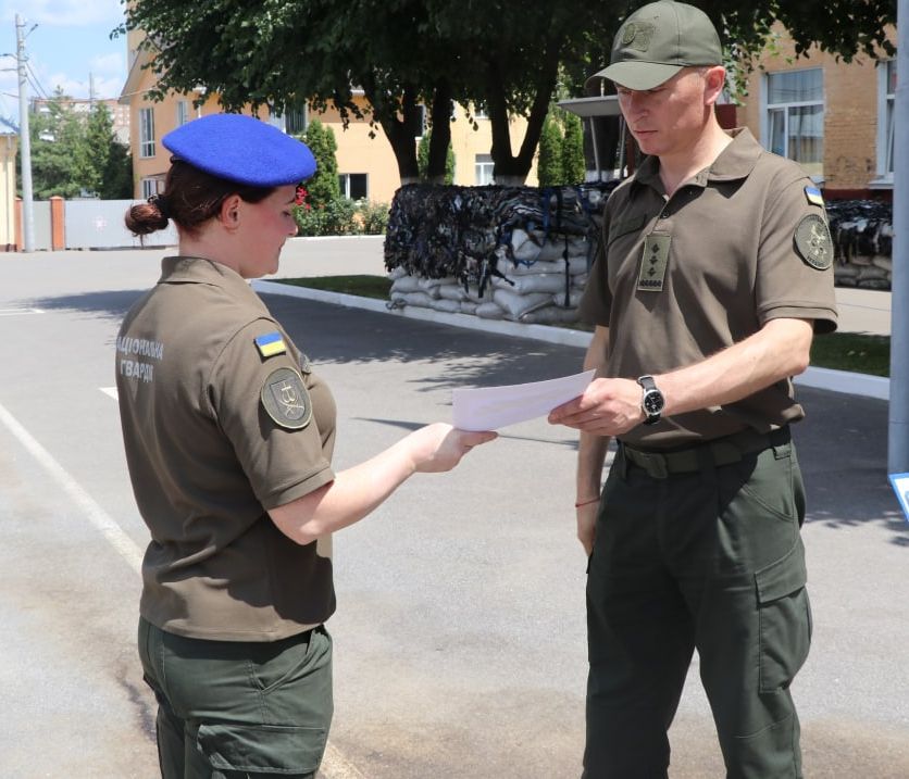 Новини Вінниці - фото з «Пишаюся кожним з вас, гвардійці!». Вінничани вітають з ювілеєм бійців військової частини 3008