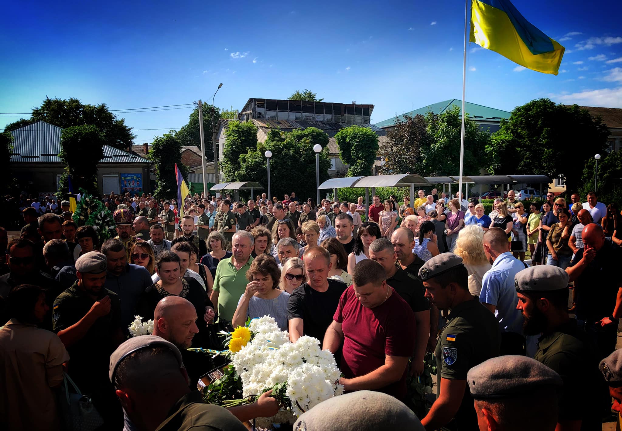 Новини Хмельницького - фото з Під Лисичанськом загинув Володимир Сова-Лісовець з Ярмолинець (ФОТО)