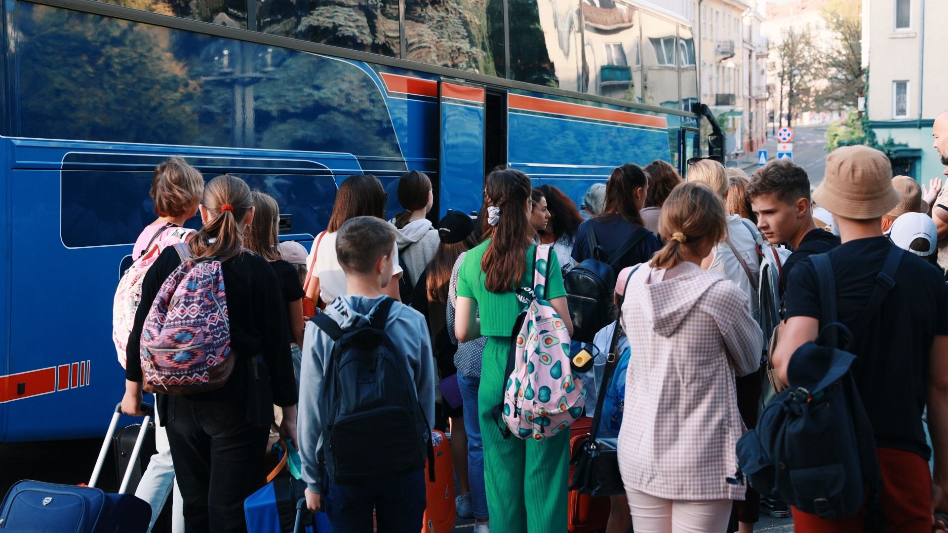 Новини Тернополя - фото з 30 на Кіпр, а 25 — у Закарпаття: Тернопільщина відправила дітей на відпочинок та оздоровлення