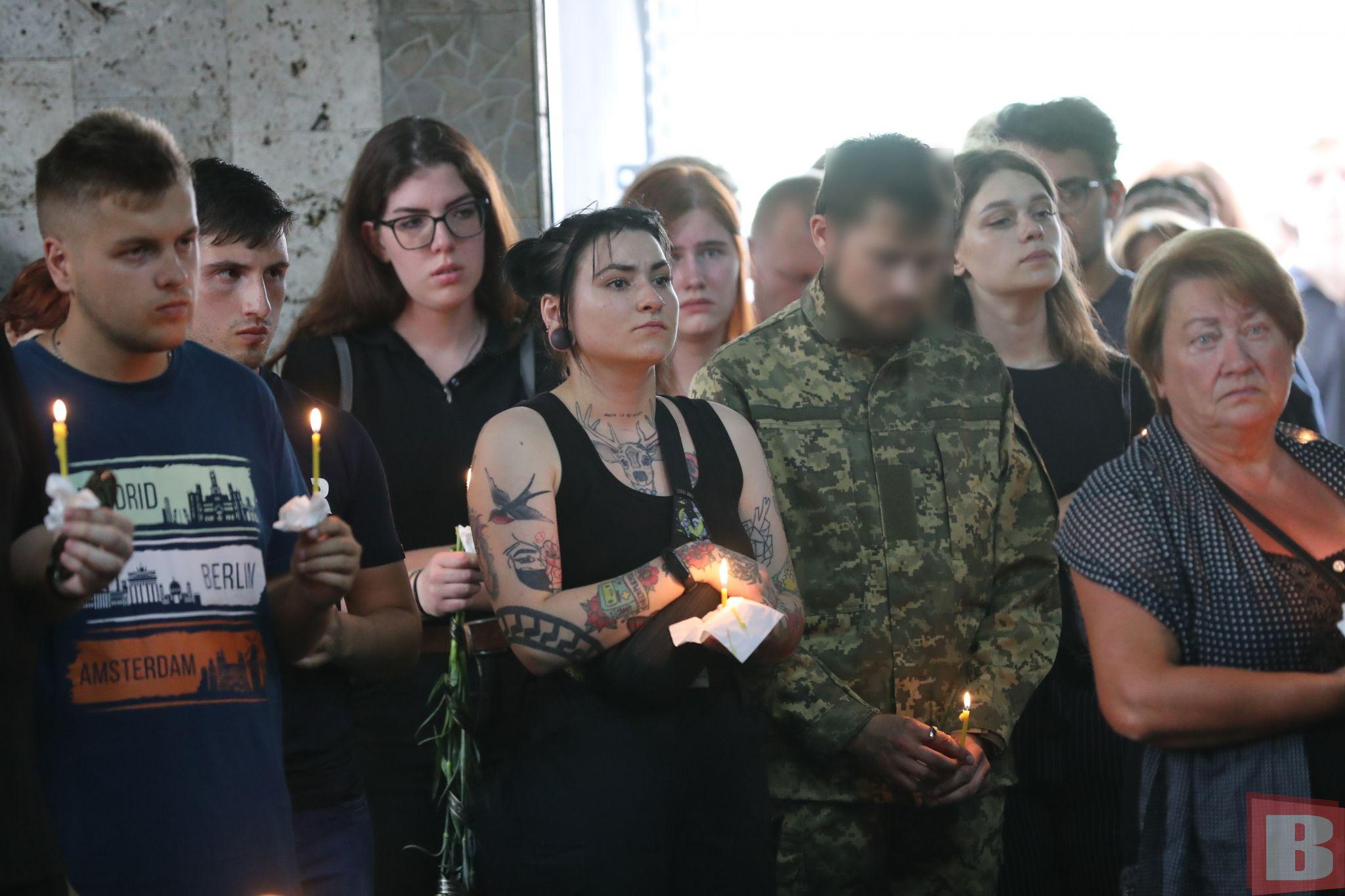 Новини Хмельницького - фото з Поїхав на війну у 16 років. У Хмельницькому попрощалися з Віталієм Леськовим