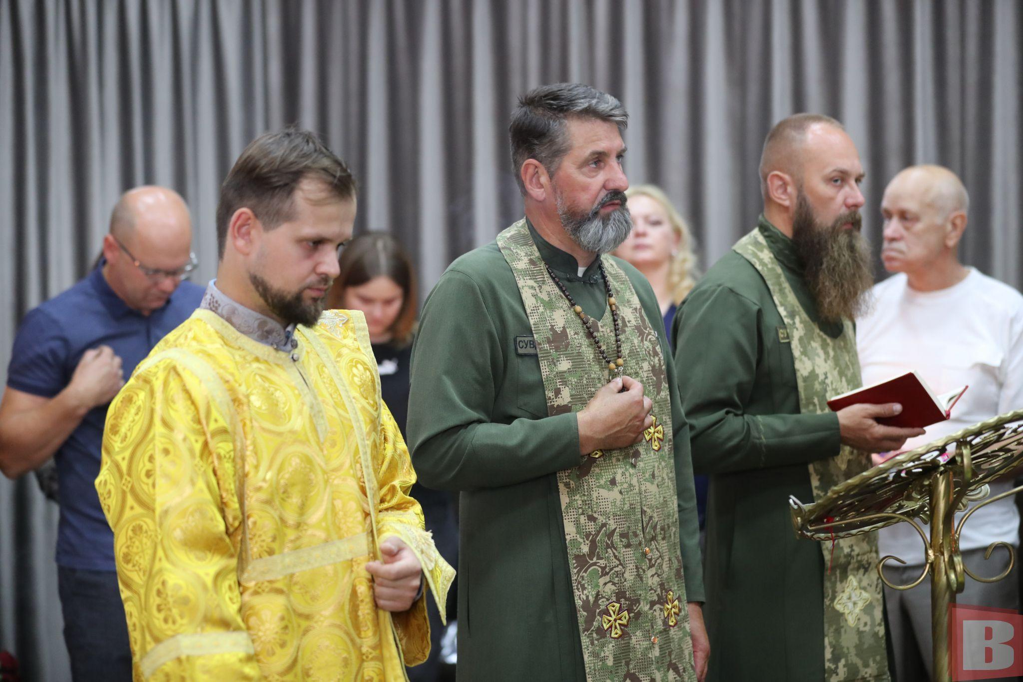 Новини Хмельницького - фото з Поїхав на війну у 16 років. У Хмельницькому попрощалися з Віталієм Леськовим