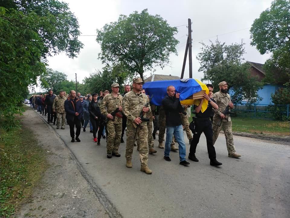 Новини Хмельницького - фото з Загинули за Україну: Хмельниччина провела у вічність двох Героїв