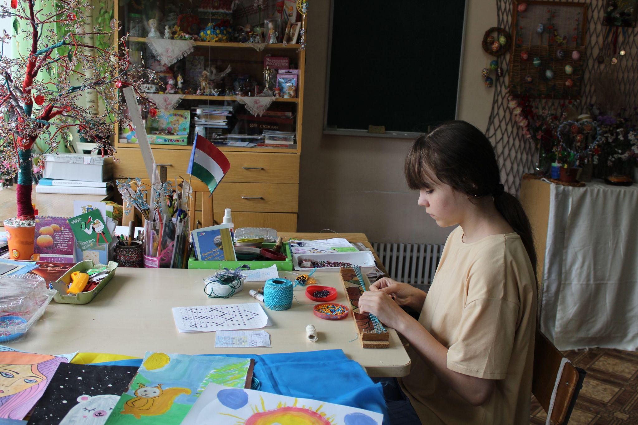 Новини Тернополя - фото з Перемога точно буде наша! Як у Тернополі створюють унікальні обереги для воїнів