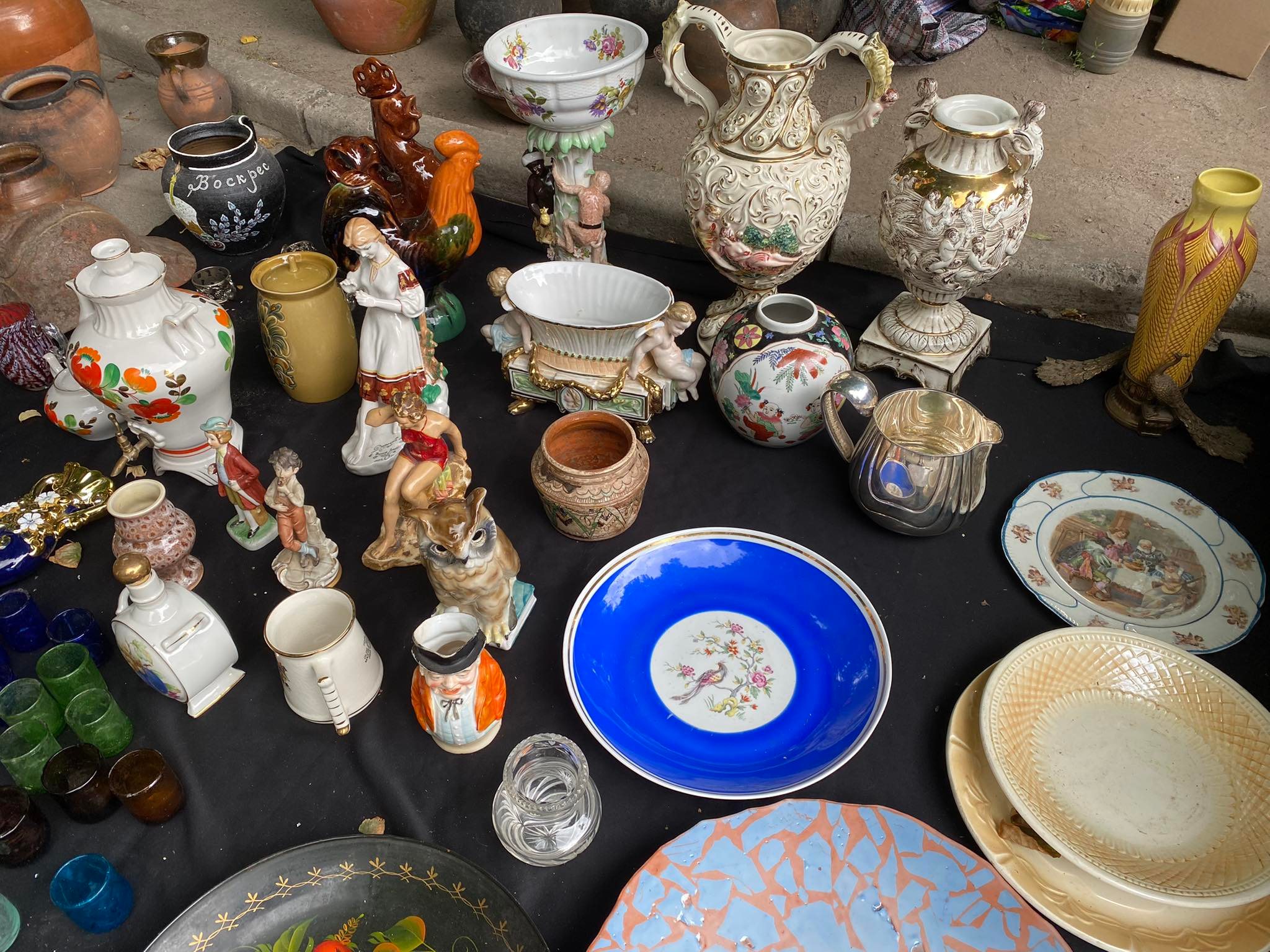 Новини Хмельницького - фото з ТОП-8 товарів з хмельницького блошиного ринку за версією ВСІМ Нет описания.