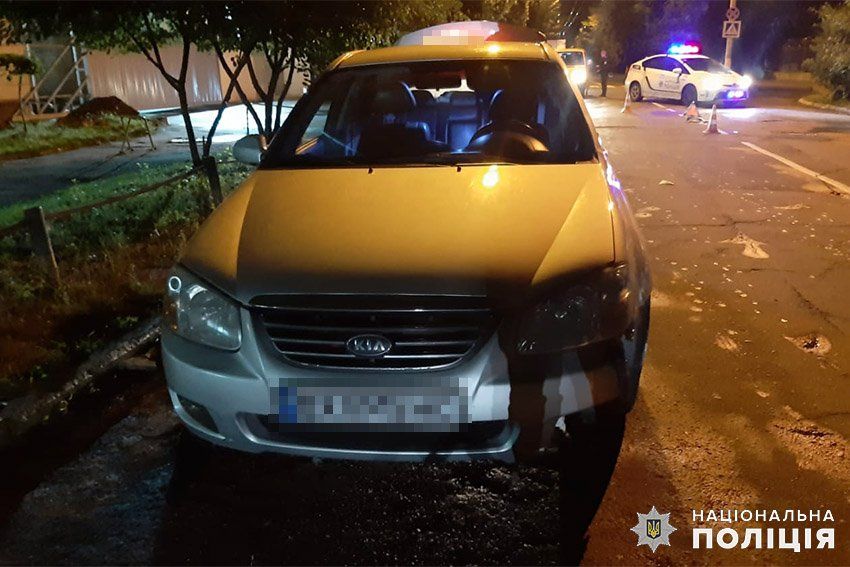 Новини Хмельницького - фото з Помер у “швидкій”: хмельничанин збив пішохода під час комендантської години