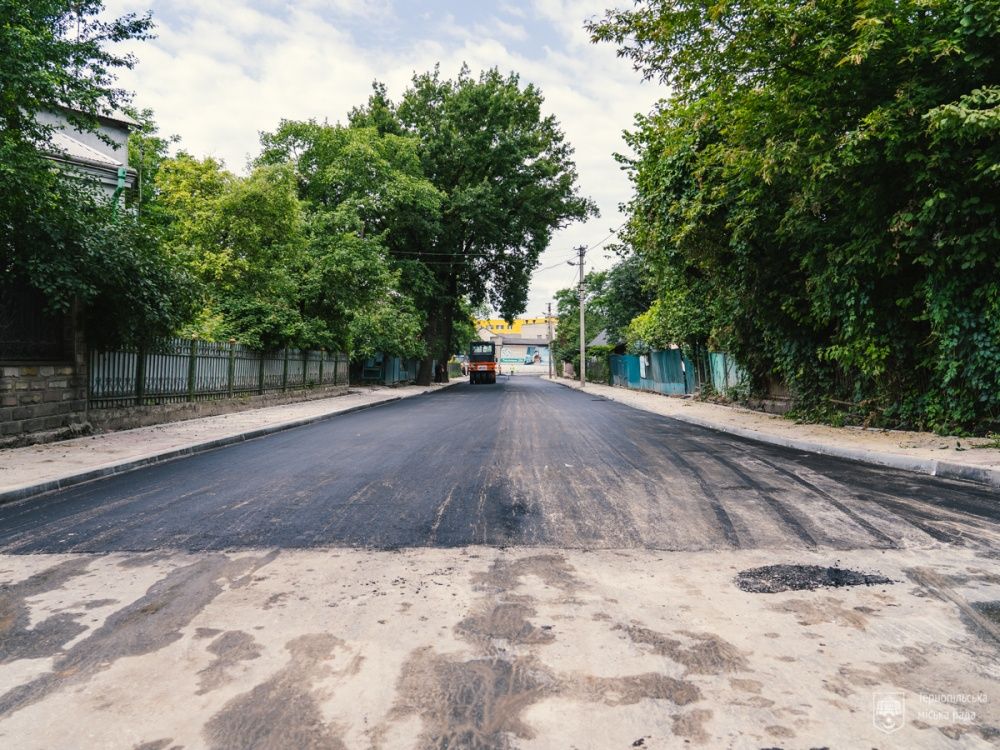 Новини Тернополя - фото з У Тернополі продовжують ремонтувати дороги: які вулиці на черзі та де відновиться рух транспорту