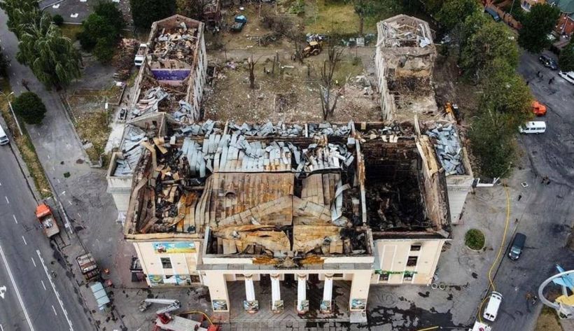 Новини Вінниці - фото з Символ незламності. Вінничани просять відновити Будинок офіцерів, як пам'ятку архітектури