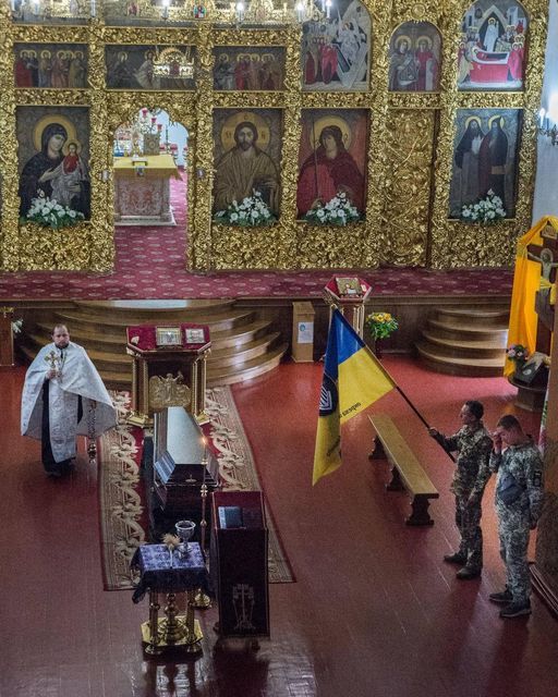 Новини Житомира - фото з У Житомирі проводжають в останню путь загиблого Героя -  Олександра Присяжнюка