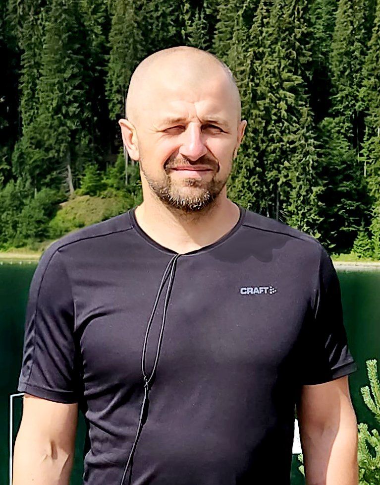 Новини Тернополя - фото з «Моя війна — священна війна за Україну»! У Збаражі попрощалися з патріотом, бійцем Василем Телішевським