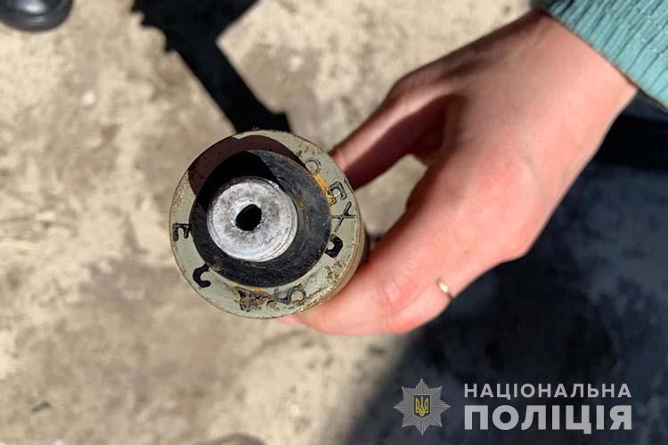 Новини Тернополя - фото з На Кременеччині чоловік зберігав вдома купу зброї