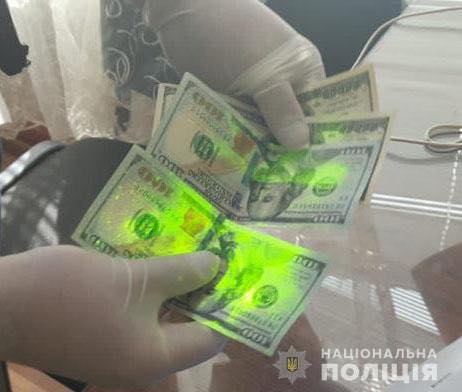 Новини Хмельницького - фото з За хабарі затримали лікарку. Вона видавала фіктивні довідки ухилянтам від армії