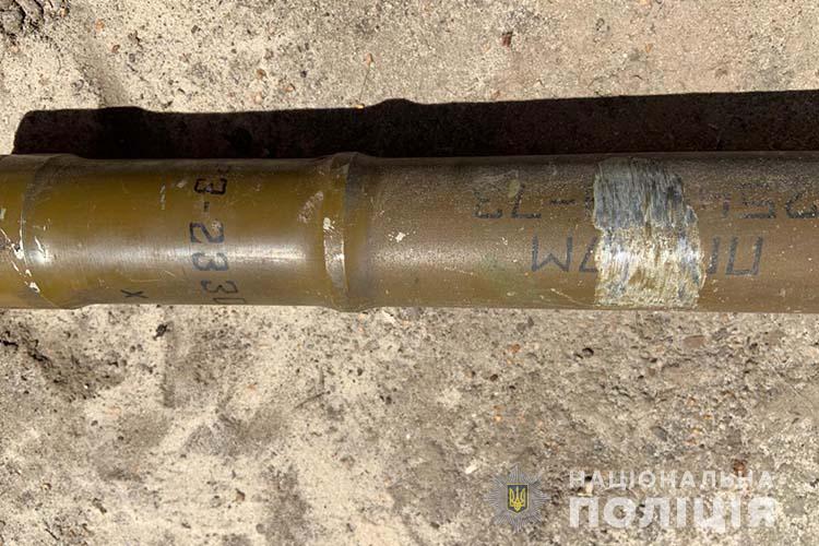 Новини Тернополя - фото з На Кременеччині чоловік зберігав вдома купу зброї