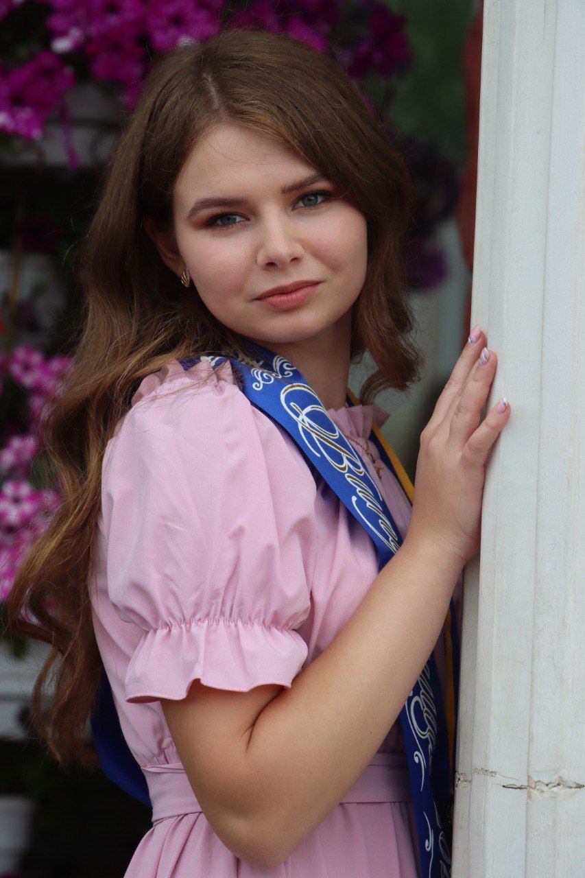 Новини Вінниці - фото з Готувалася щодня і склала мультитест на 200. Як вінницька школярка здала математику на відмінно