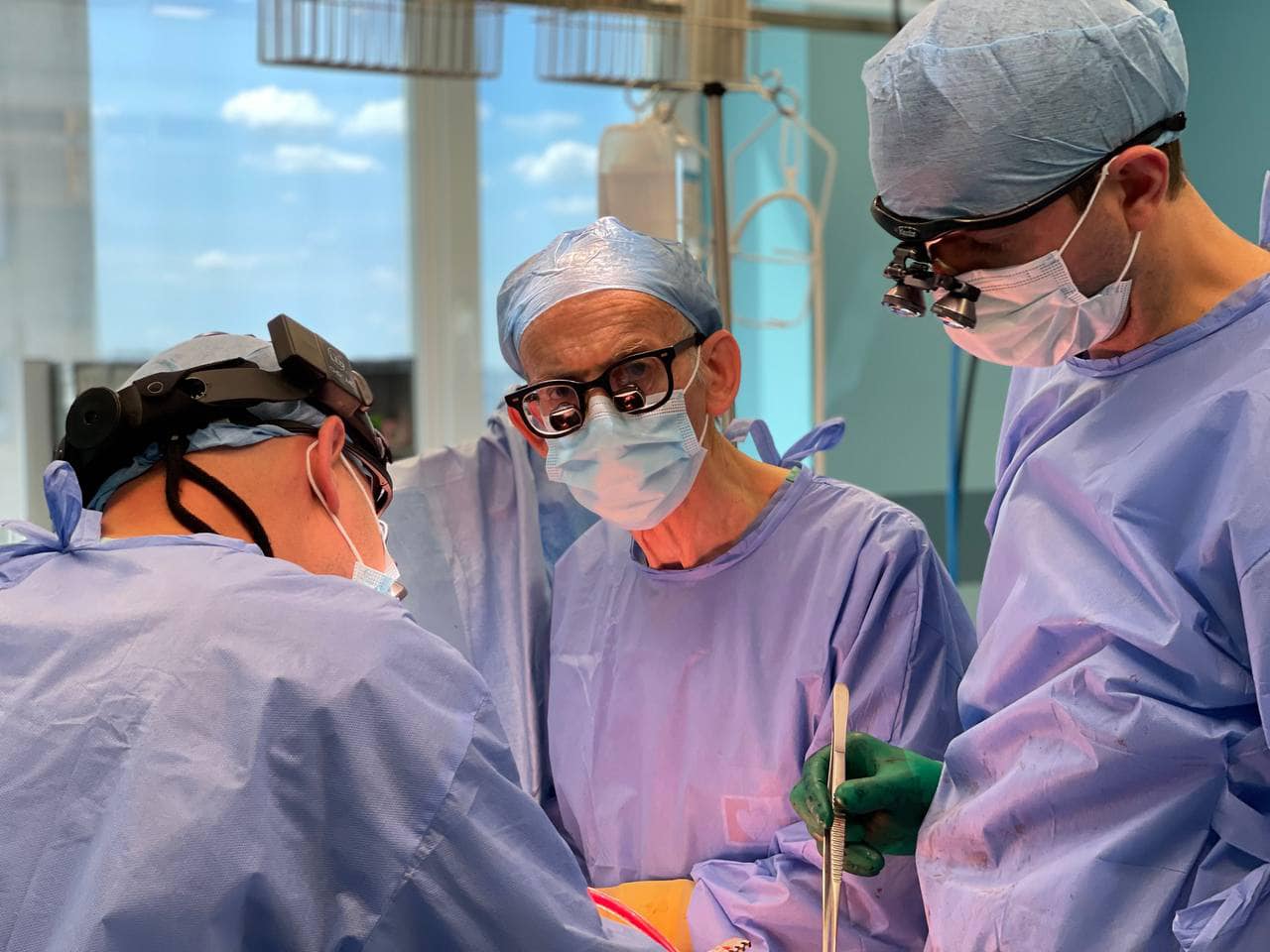 Новини Тернополя - фото з Чоловіку з Тернопільщини пересадили стовбурові клітини — це перша така операція на Західній Україні