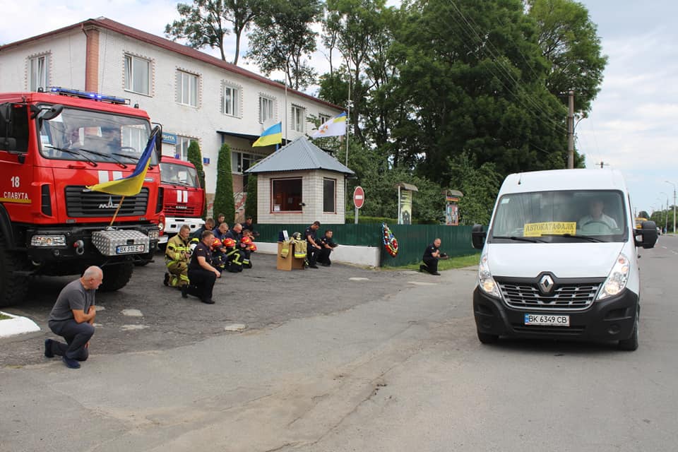 Новини Хмельницького - фото з На Хмельниччині попрощалися зі штаб-сержантом Сергієм Поповим