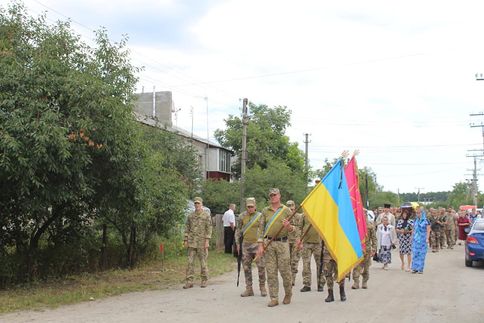 Новини Хмельницького - фото з На Хмельниччині попрощалися зі штаб-сержантом Сергієм Поповим