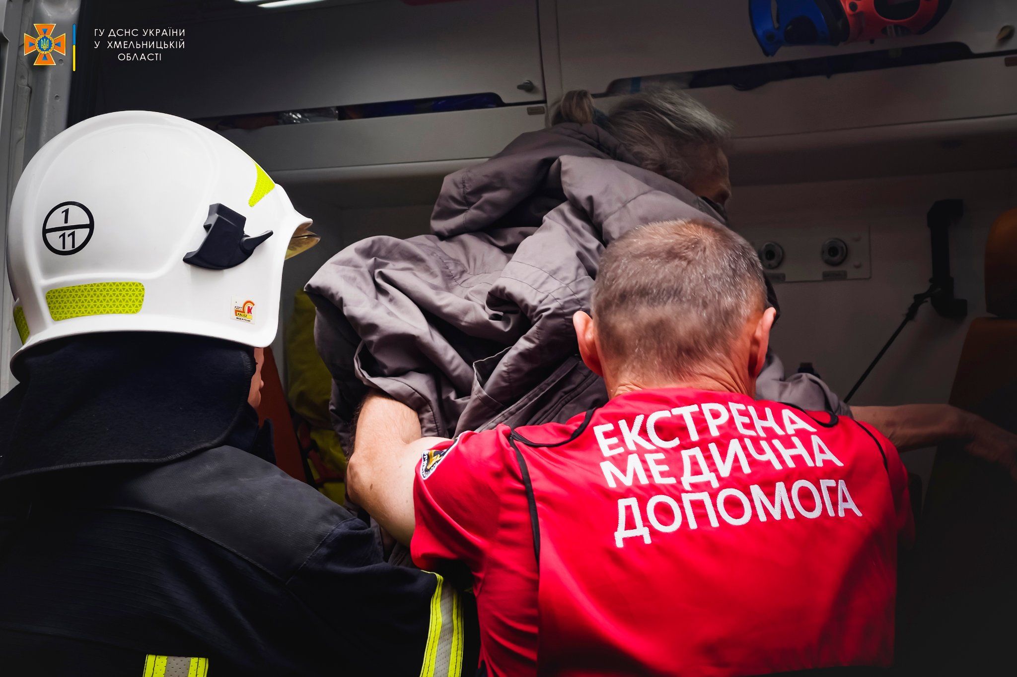 Новини Хмельницького - фото з У Хмельницькому жінка намагалась вистрибнути з вікна (ФОТО, ВІДЕО)