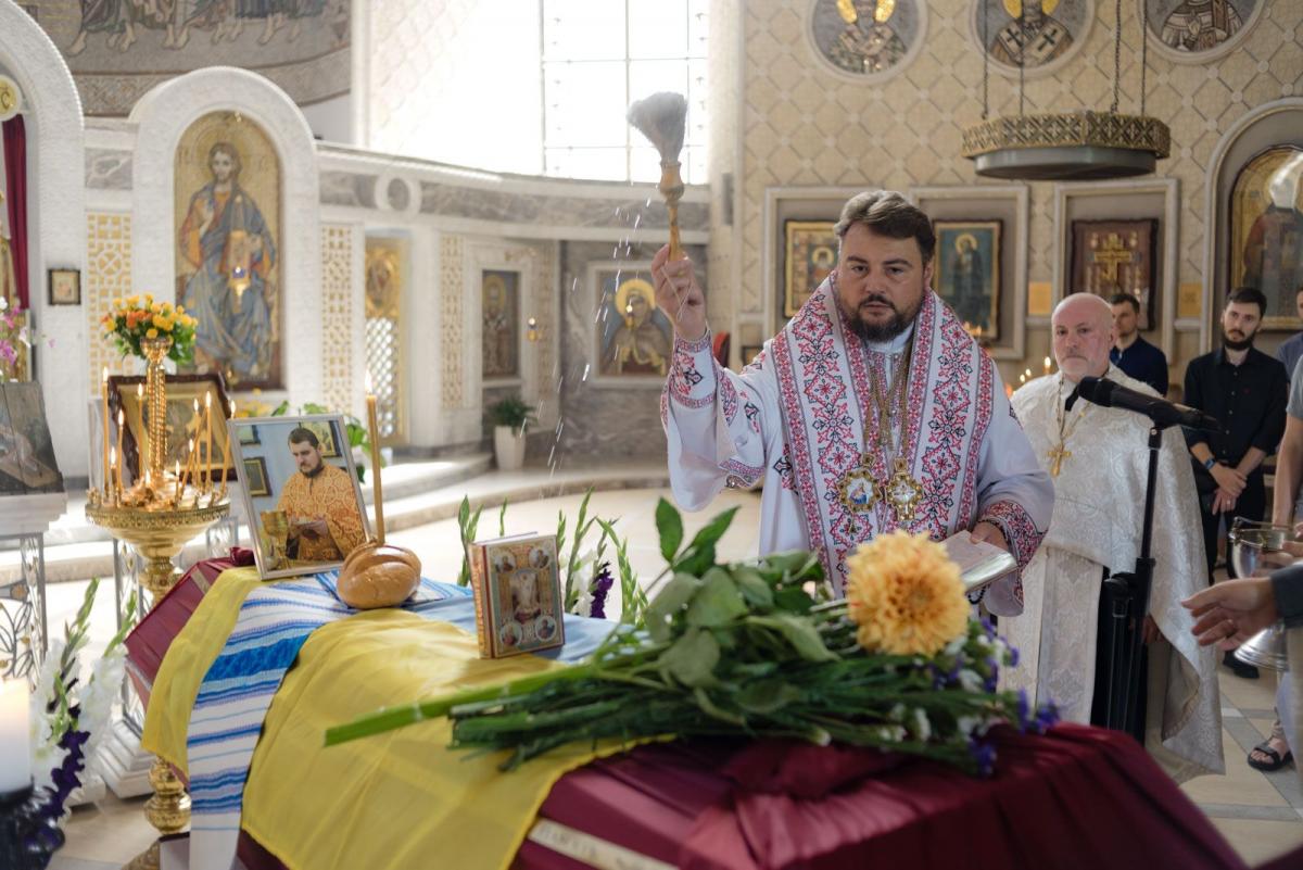 Новини Тернополя - фото з Отець Пимен із Заліщиків став снайпером. Він загинув у бою — вічна пам'ять Герою!