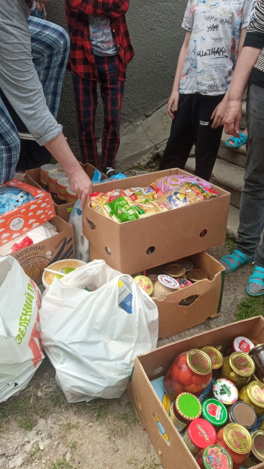 Новини Тернополя - фото з Від сиріт до військовослужбовців. Як можна допомогти тим, хто того потребує?