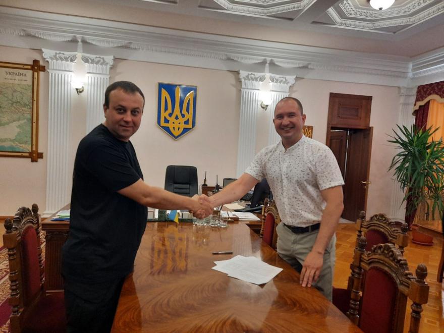 Новини Вінниці - фото з Вінницька ІТ-компанія RIA.com співпрацюватиме з обласною військовою адміністрацією