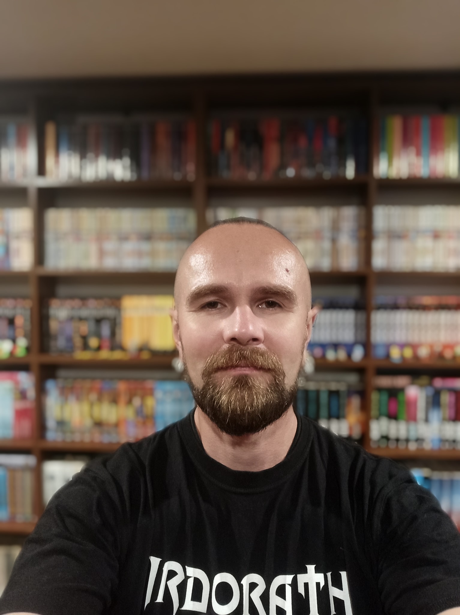 Нет описания фото.