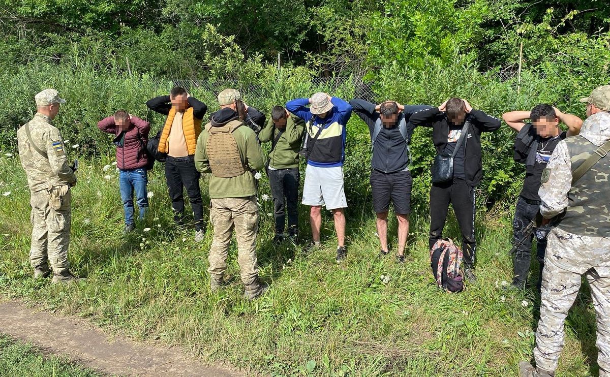 Новини Тернополя - фото з У Тернополі не можуть порахувати чоловіків, які виїхали за кордон?