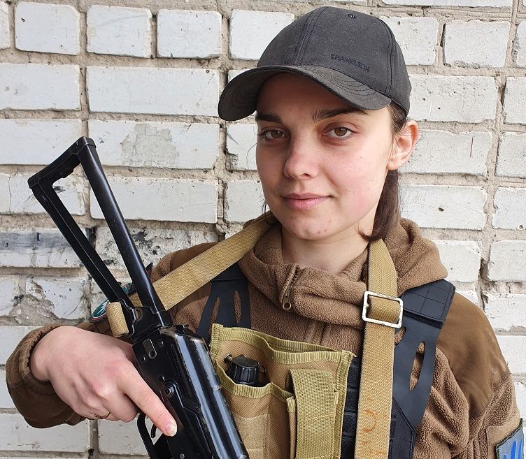 Новини Хмельницького - фото з “Наді мною літали кулі й свистіли снаряди”: медикиня з Хмельниччини розповіла як пережила пекло на війні