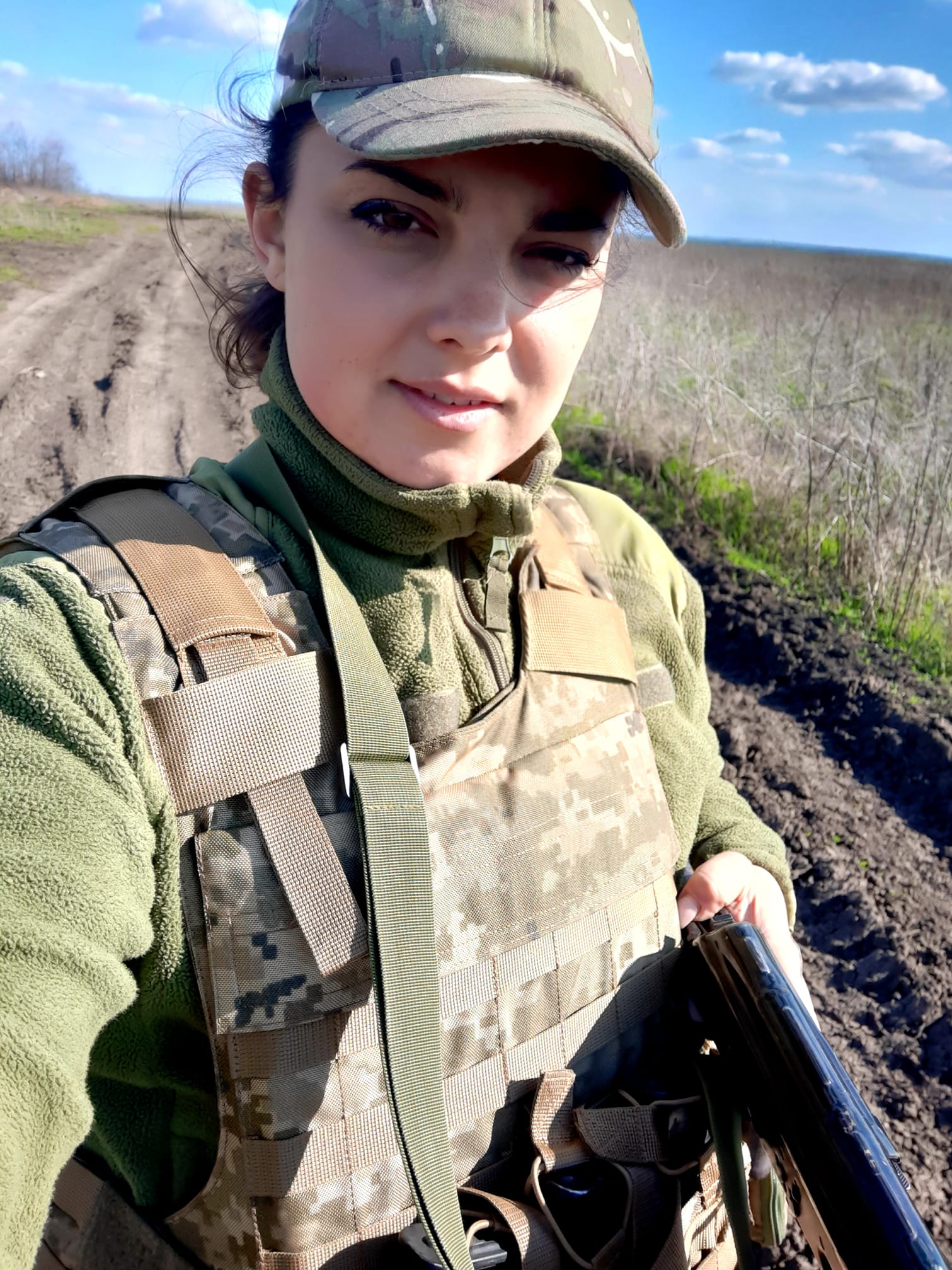 Новини Хмельницького - фото з “Наді мною літали кулі й свистіли снаряди”: медикиня з Хмельниччини розповіла як пережила пекло на війні