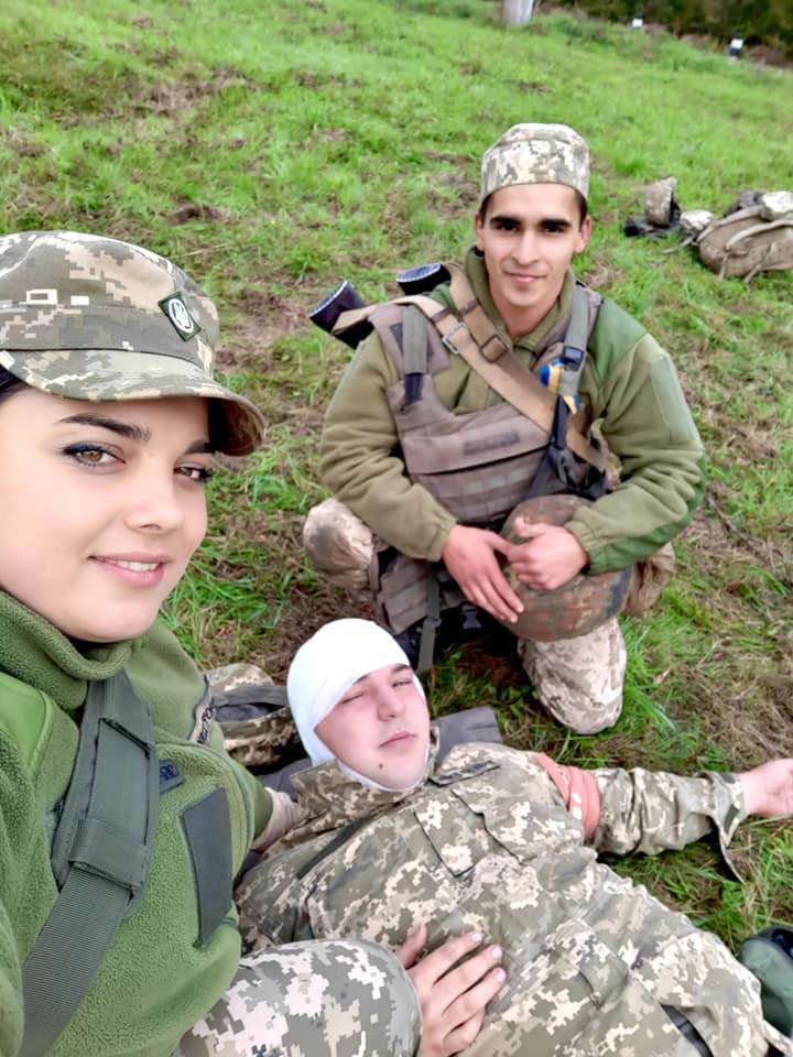 Новини Хмельницького - фото з “Наді мною літали кулі й свистіли снаряди”: медикиня з Хмельниччини розповіла як пережила пекло на війні