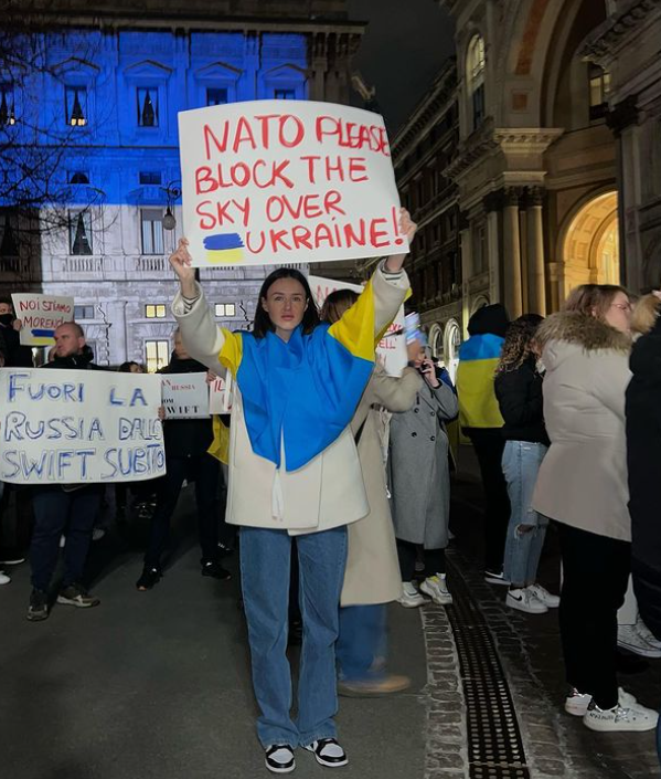 Новини Тернополя - фото з Мільярди гривень на ЗСУ, бойові автівки та інше. Як волонтерять відомі інста-блогери з Тернополя (ОГЛЯД)