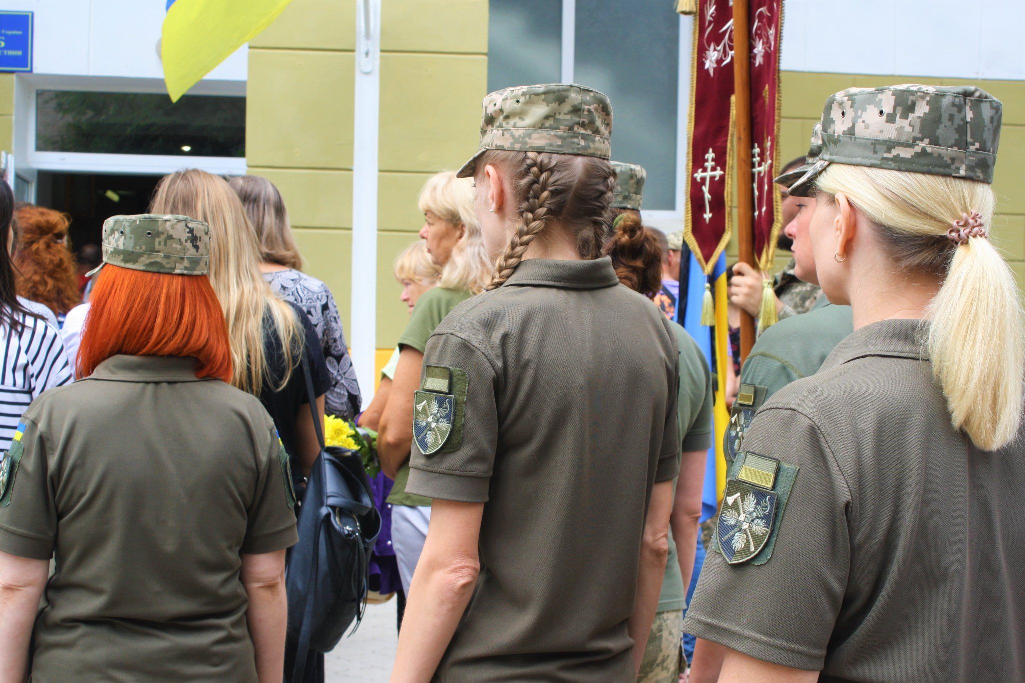 Новини Хмельницького - фото з У Кам’янці попрощалися із 26-річним сержантом, який загинув на Донеччині